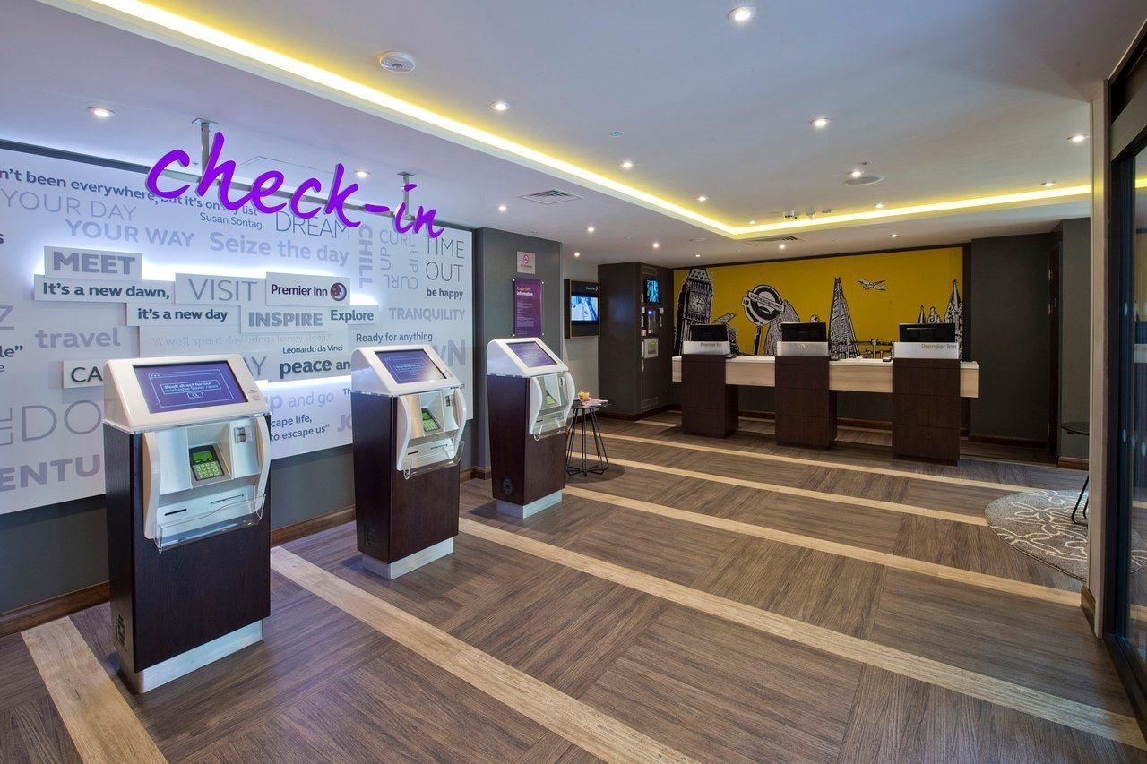 Premier Inn London Farringdon Esterno foto